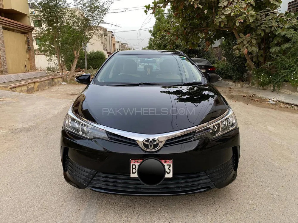 Toyota Corolla 2018 for Sale in Karachi Image-1