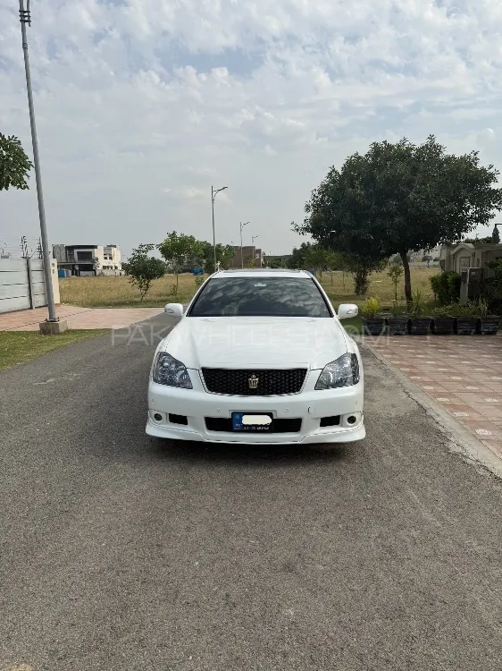 Toyota Crown 2005 for Sale in Lahore Image-1