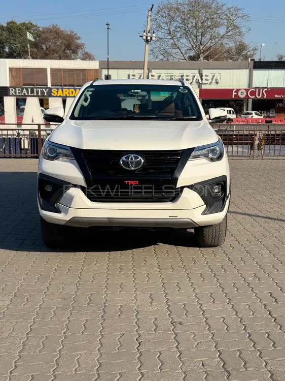 Toyota Fortuner 2020 for Sale in Sialkot Image-1