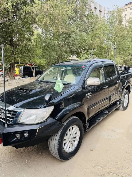 Toyota Hilux 2012 for Sale in Karachi Image-1