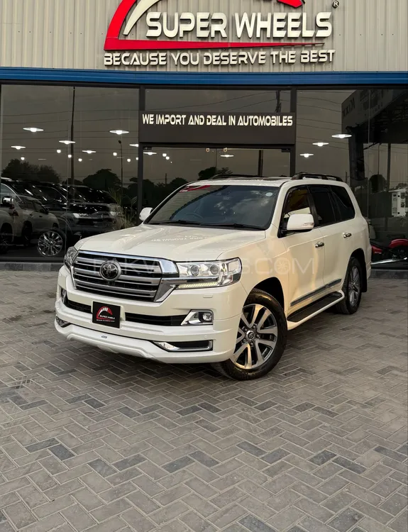 Toyota Land Cruiser 2017 for Sale in Lahore Image-1