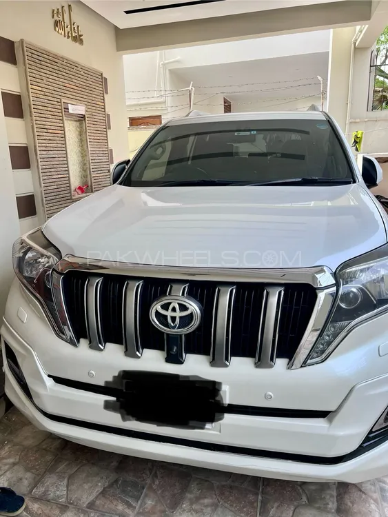 Toyota Prado 2011 for Sale in Karachi Image-1