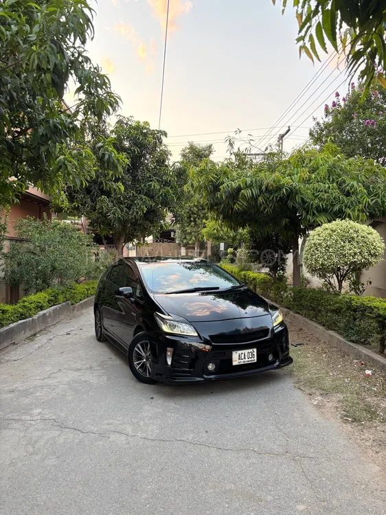 Toyota Prius 2014 for Sale in Islamabad Image-1