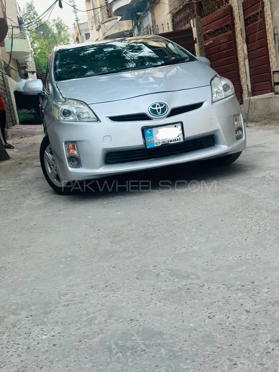 Toyota Prius 2011 for Sale in Faisalabad Image-1