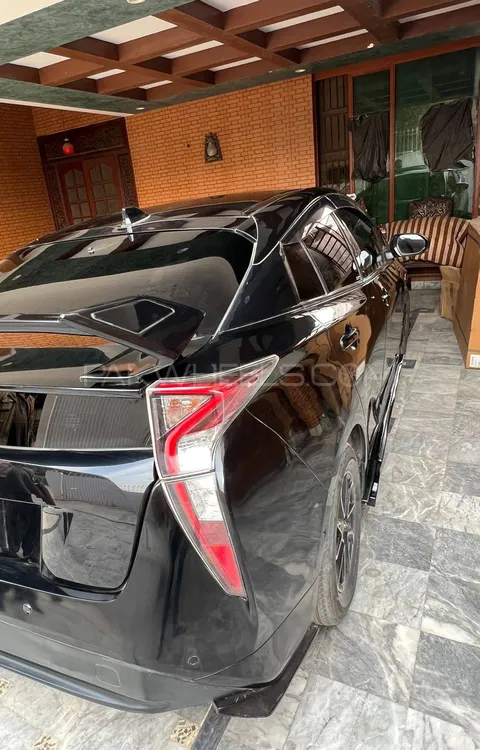 ٹویوٹا پریوس 2016 for Sale in لاہور Image-1