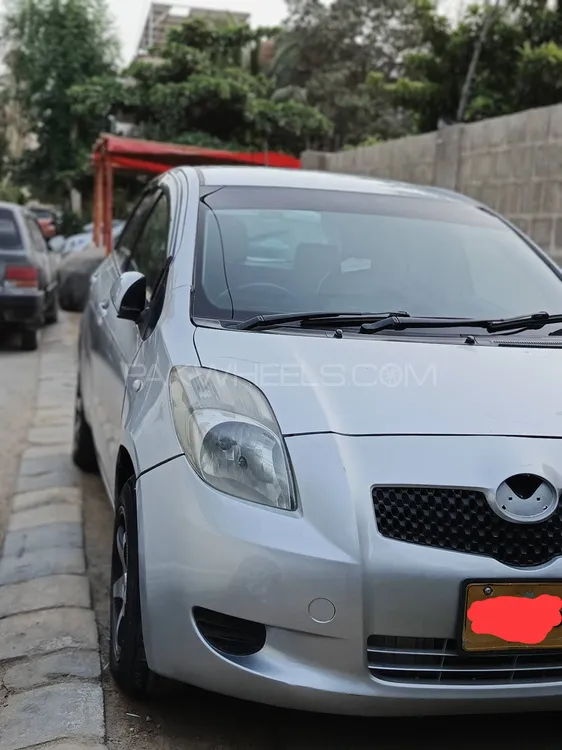 Toyota Vitz 2007 for Sale in Karachi Image-1