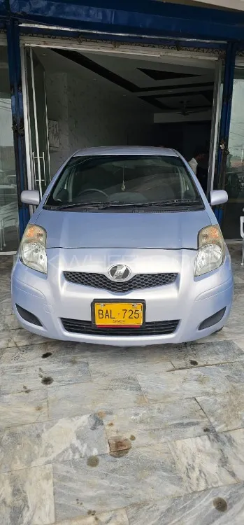 Toyota Vitz 2010 for Sale in Karachi Image-1