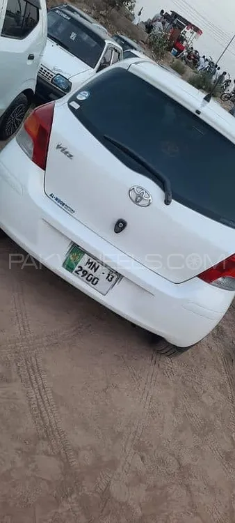 Toyota Vitz 2013 for Sale in Multan Image-1