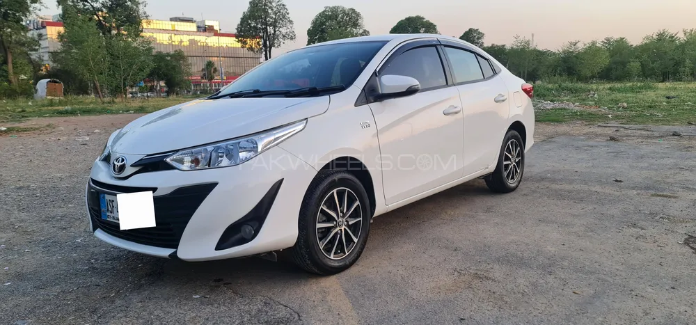 Toyota Yaris Sedan 2020 for Sale in Islamabad Image-1