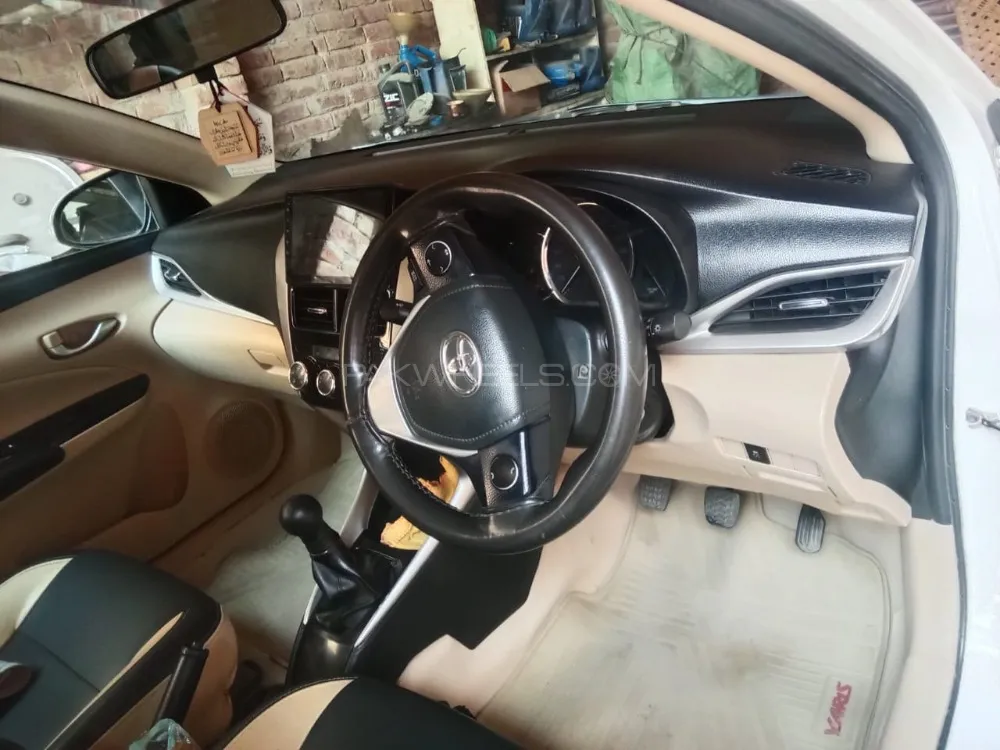 Toyota Yaris Sedan 2020 for Sale in Kamalia Image-1