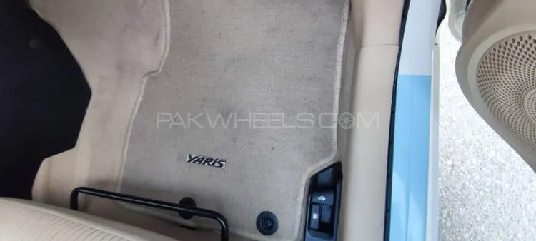 ٹویوٹا یارس سیڈان 2022 for Sale in پشاور Image-1