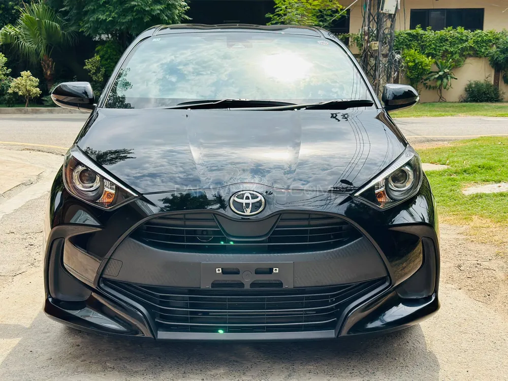 Toyota Yaris Hatchback 2021 for Sale in Lahore Image-1
