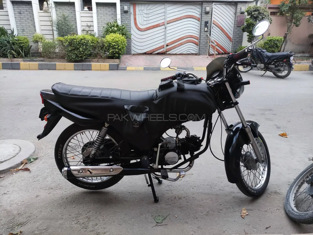 Unique UD 100 2009 for Sale Image-1