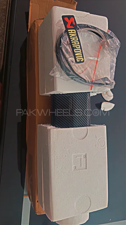 acrapovic exhaust system Image-1