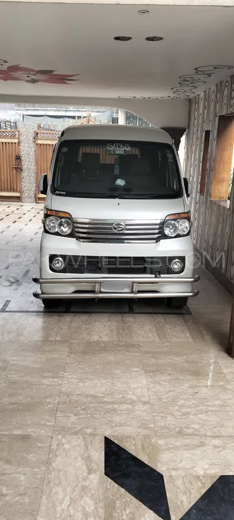 Daihatsu Atrai Wagon 2017 for Sale in Sialkot Image-1