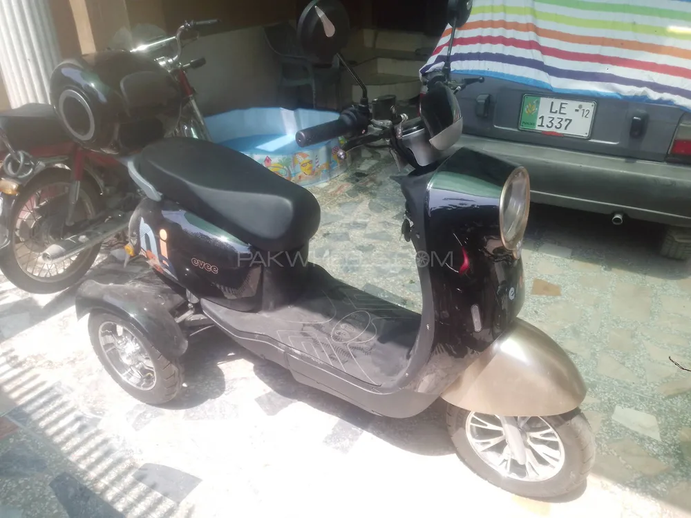 Evee Nisa 3W 2025 for Sale Image-1