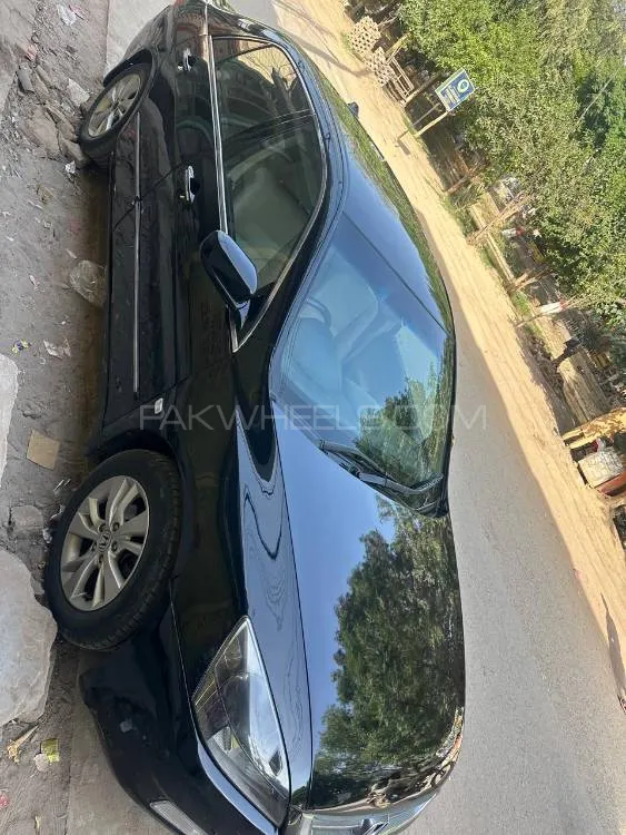 Honda Accord Tourer 2005 for Sale in Faisalabad Image-1