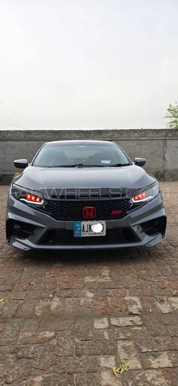 Honda Civic 2018 for Sale in Pak pattan sharif Image-1