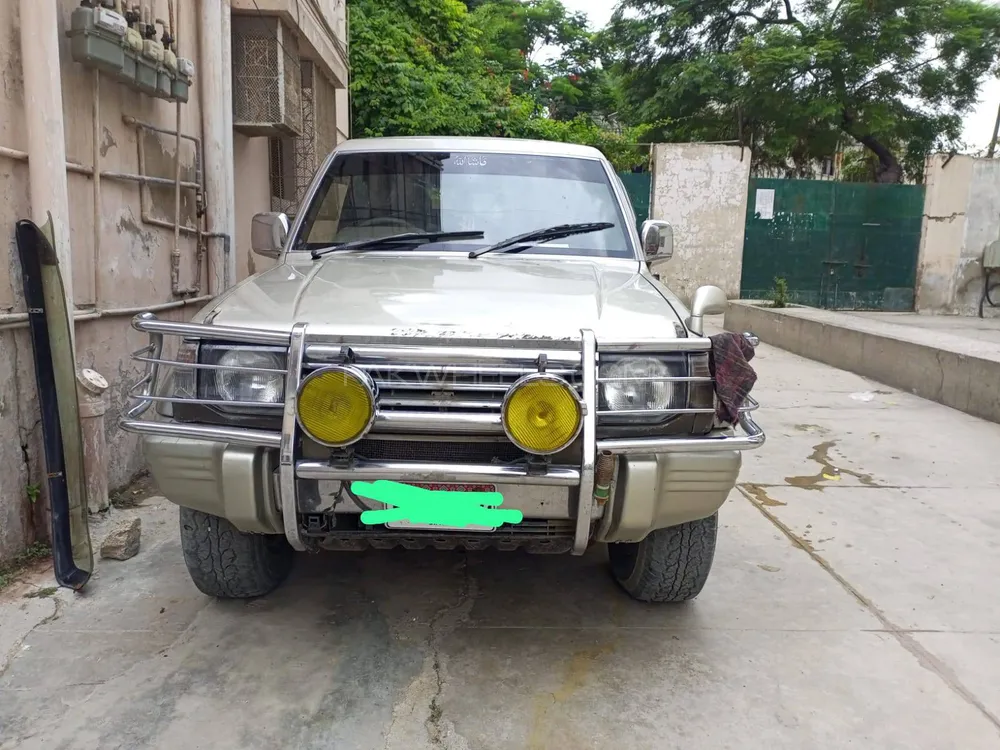 Mitsubishi Pajero 1993 for Sale in Karachi Image-1