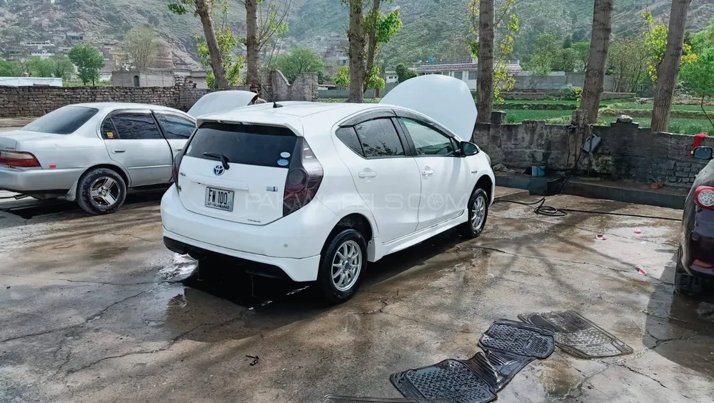Toyota Aqua 2012 for Sale in Islamabad Image-1