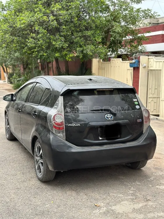 Toyota Aqua 2012 for Sale in Peshawar Image-1
