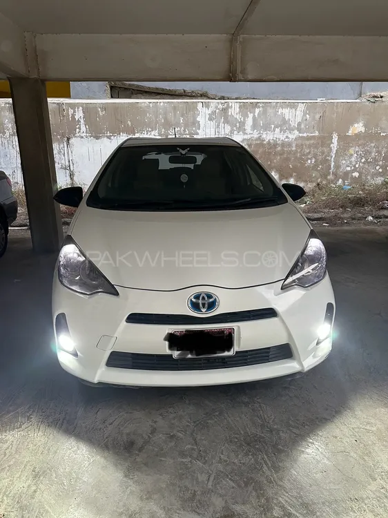 Toyota Aqua 2014 for Sale in Karachi Image-1