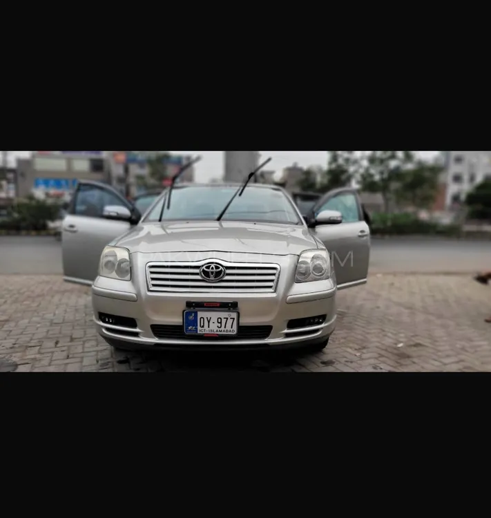 Toyota Avensis 2010 for Sale in Lahore Image-1