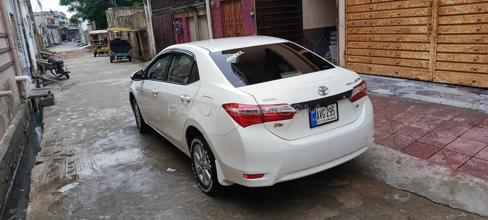 Toyota Corolla 2014 for Sale in Chakwal Image-1