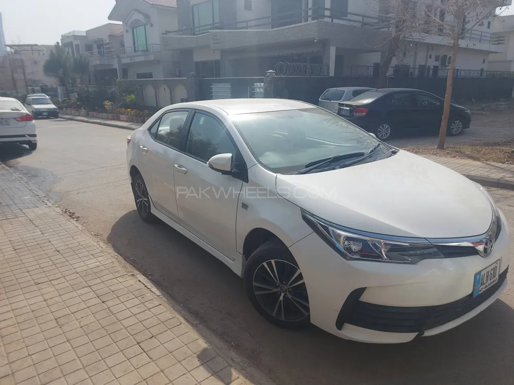 Toyota Corolla 2018 for Sale in Islamabad Image-1