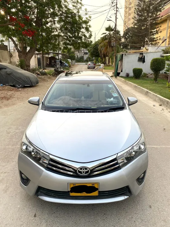 Toyota Corolla 2015 for Sale in Karachi Image-1