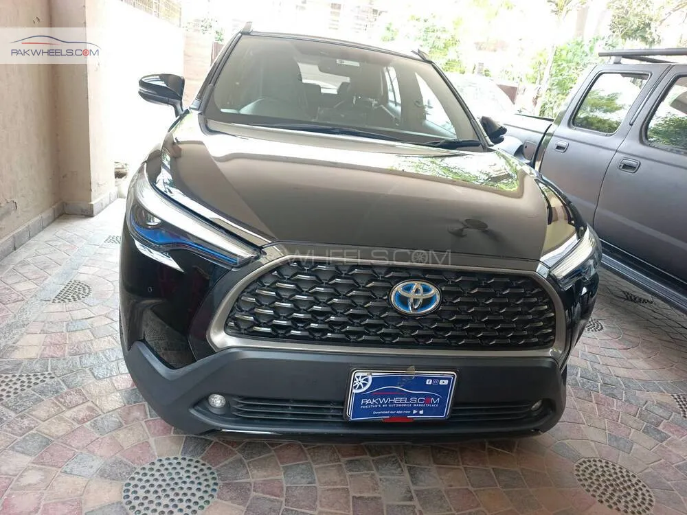 Toyota Corolla Cross 2025 for Sale in Lahore Image-1
