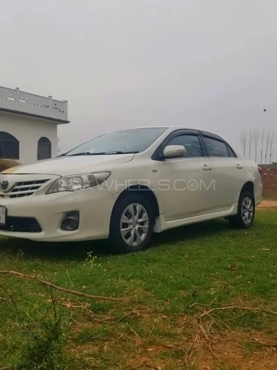 Toyota Corolla 2011 for Sale in Mandi bahauddin Image-1