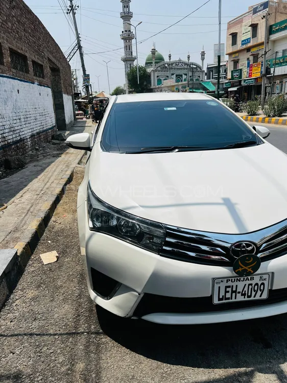 Toyota Corolla 2015 for Sale in Sangla Hills Image-1