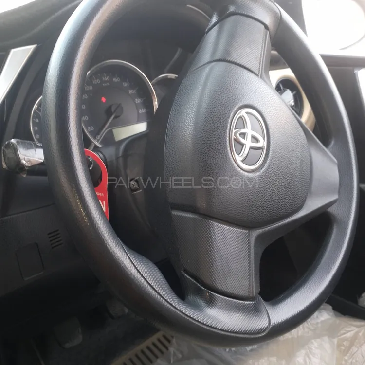Toyota Corolla 2020 for Sale in Chiniot Image-1
