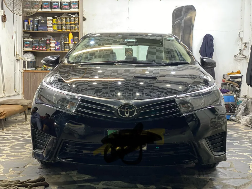 Toyota Corolla 2015 for Sale in Lahore Image-1