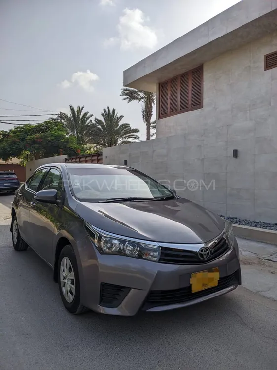Toyota Corolla 2016 for Sale in Karachi Image-1