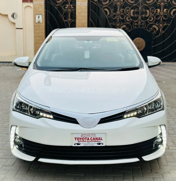 Toyota Corolla 2018 for Sale in Gujrat Image-1