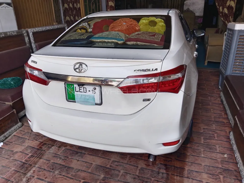 Toyota Corolla 2015 for Sale in Okara Image-1