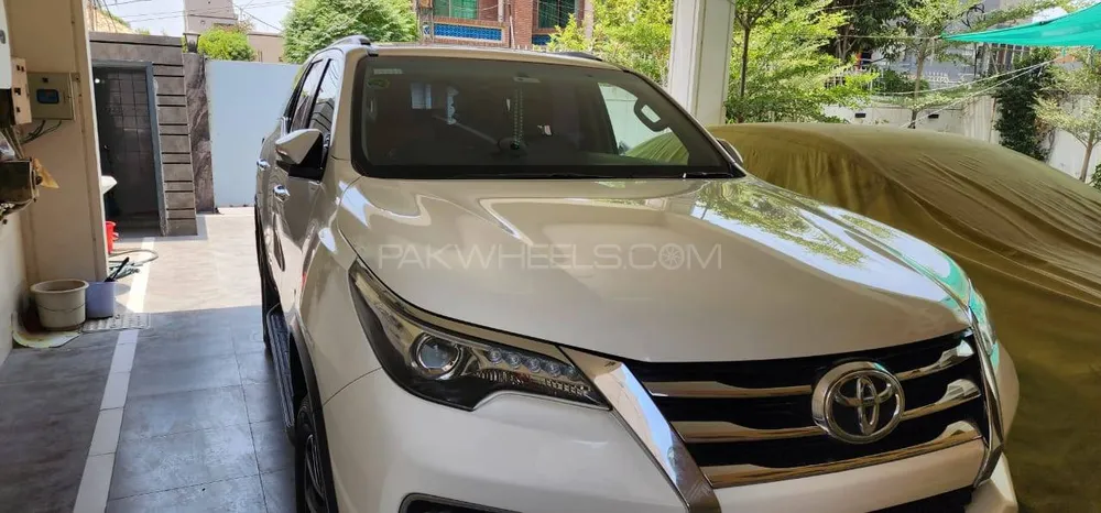 Toyota Fortuner 2021 for Sale in Faisalabad Image-1