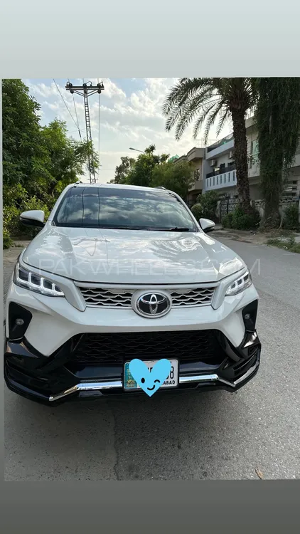 Toyota Fortuner 2018 for Sale in Islamabad Toyota Fortuner 2018 for Sale in Islamabad Image-12