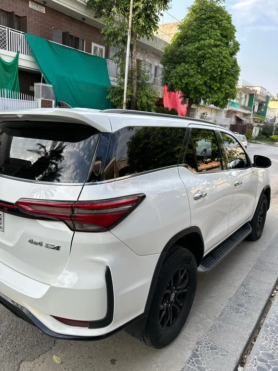 Toyota Fortuner 2018 for Sale in Islamabad Toyota Fortuner 2018 for Sale in Islamabad Image-4