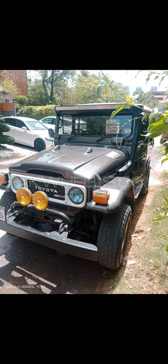 Toyota Land Cruiser 1983 for Sale in Islamabad Image-1