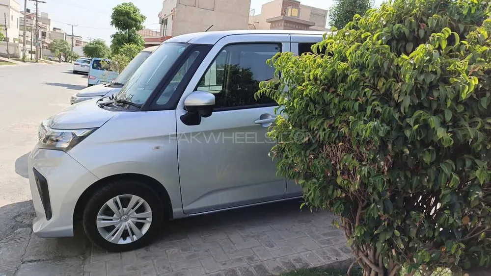 Toyota Roomy 2022 for Sale in Faisalabad Image-1