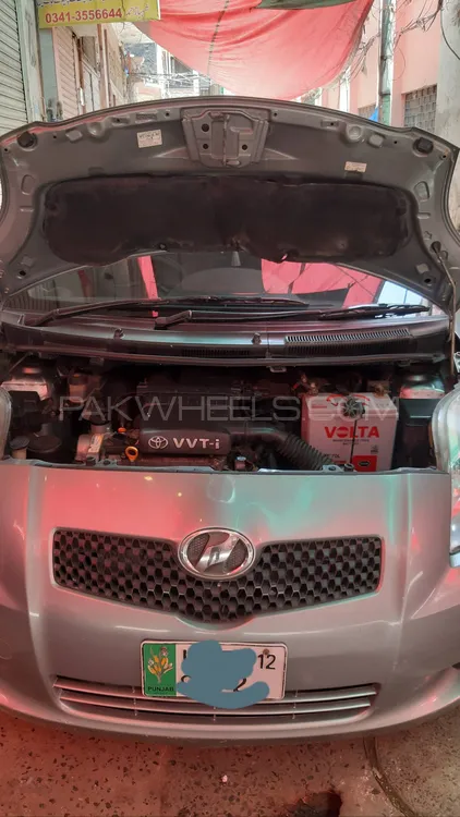 Toyota Vitz 2012 for Sale in Lahore Image-1