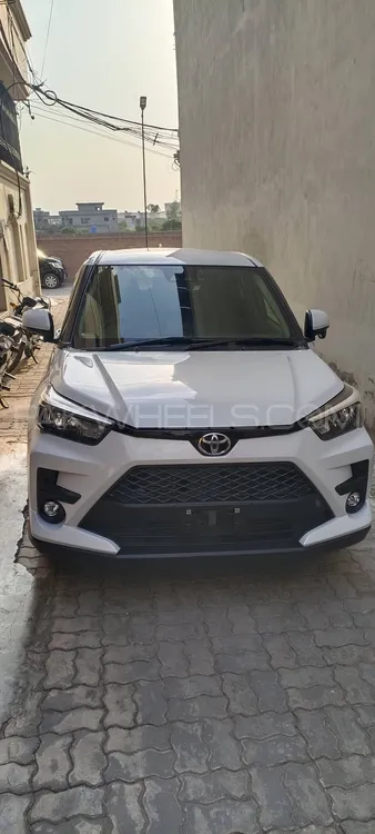 Toyota Vitz 2020 for Sale in Sialkot Image-1