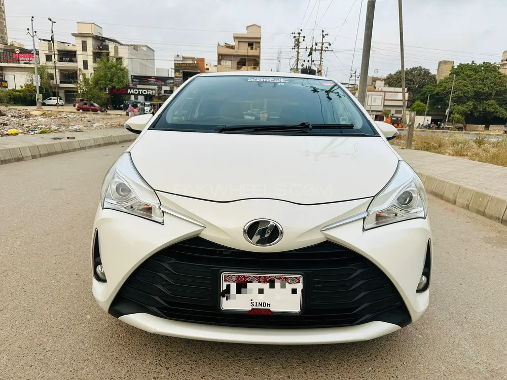 Toyota Vitz 2019 for Sale in Karachi Image-1