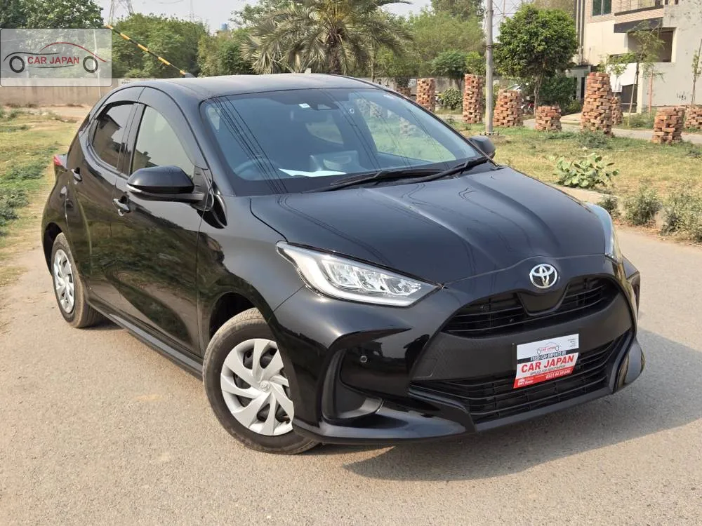Toyota Yaris Hatchback 2021 for Sale in Lahore Image-1