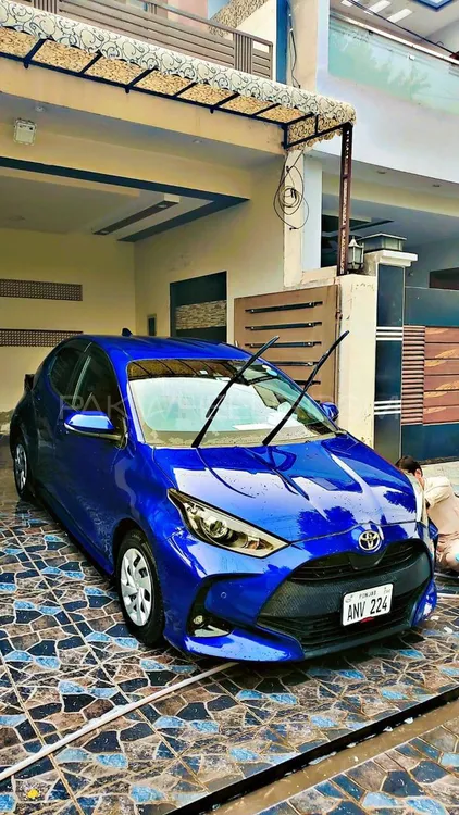 Toyota Yaris Hatchback 2021 for Sale in Multan Image-1