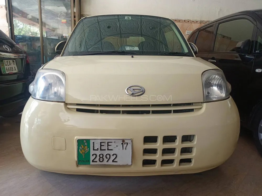 Daihatsu Esse 2009 for Sale in Lahore Image-1