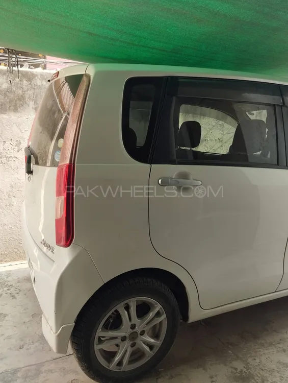 Daihatsu Move 2011 for Sale in Lahore Image-1